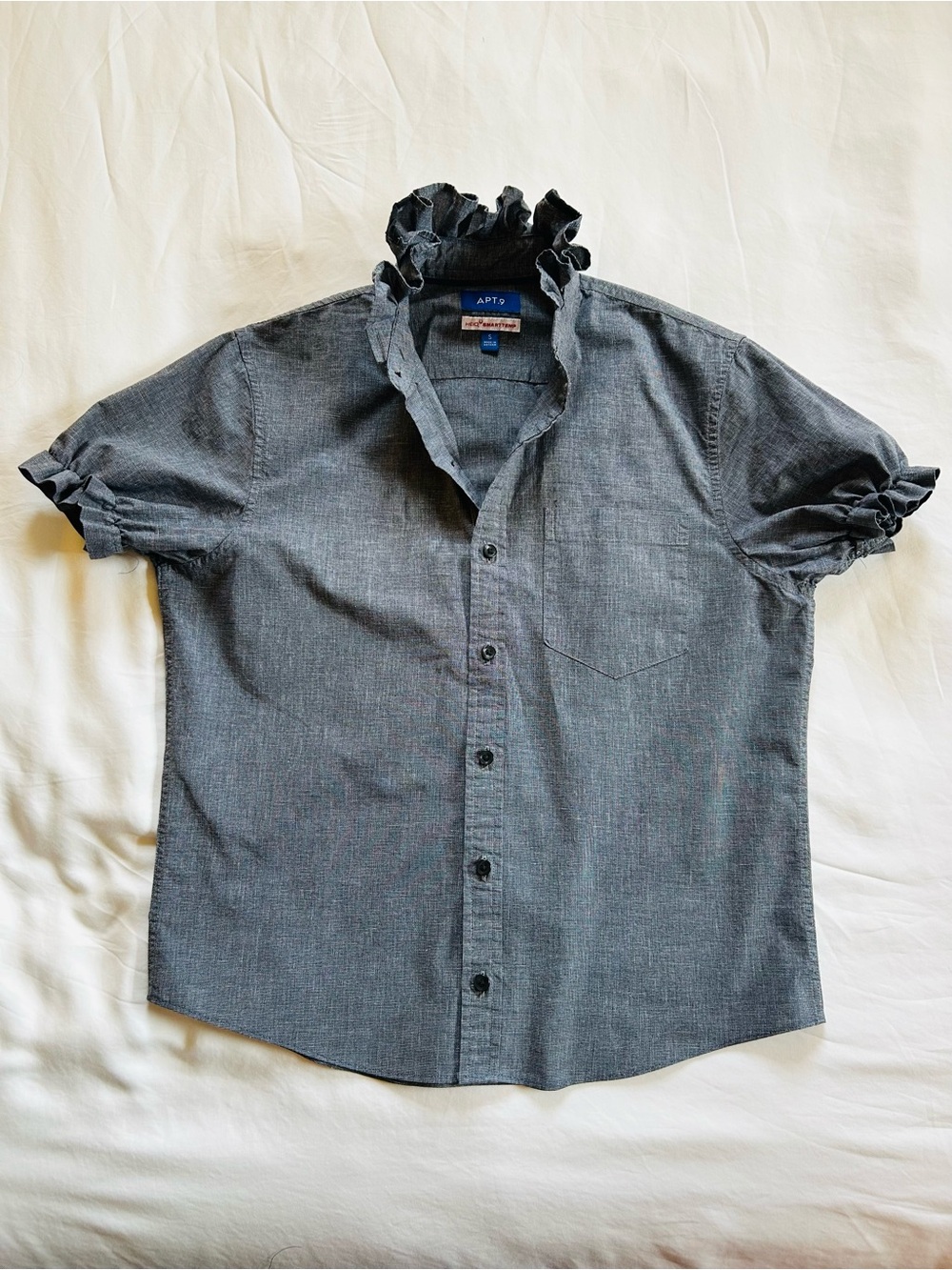 Apt. 9 Ruffled Collar Short-Sleeve Button-Down Shirt in Charcoal